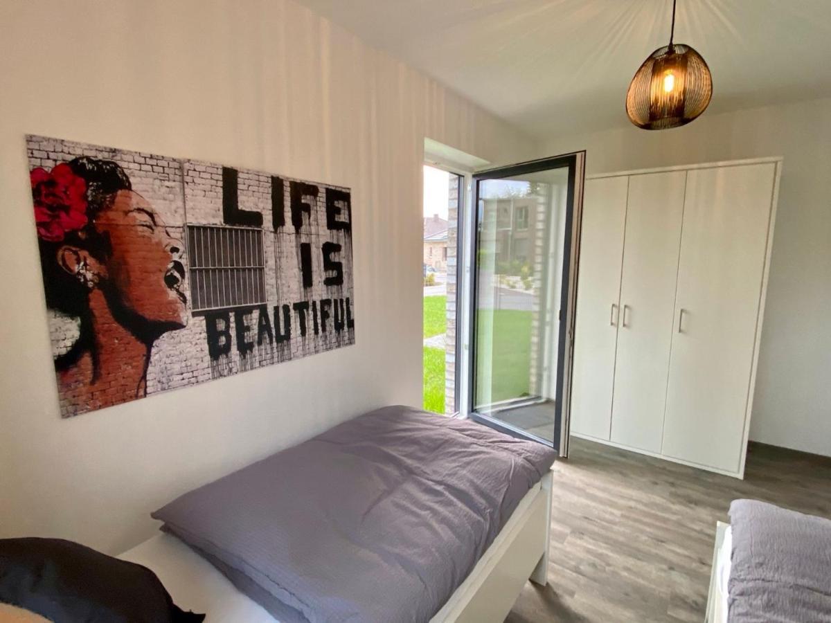 Ferienhaus Moin. Am Harkebruegger See Mit Sauna Barssel  Exterior foto