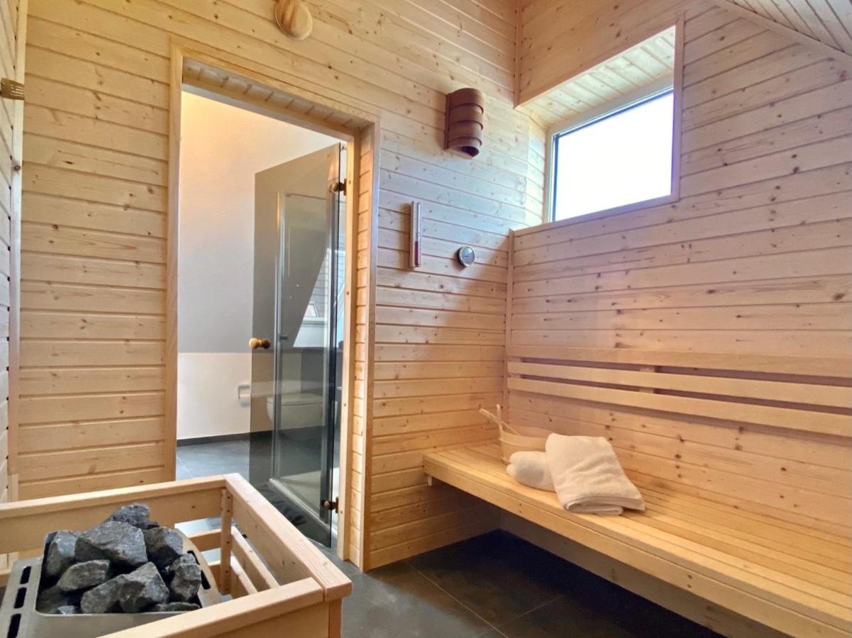 Ferienhaus Moin. Am Harkebruegger See Mit Sauna Barssel  Exterior foto
